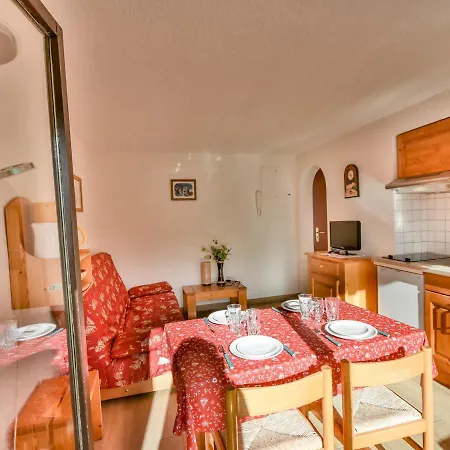 Grizzli- T2 Skis Aux Pieds, Piscine Et Tennis, Acces Direct Pistes - Fr-1-685-57 Apartment Les Gets